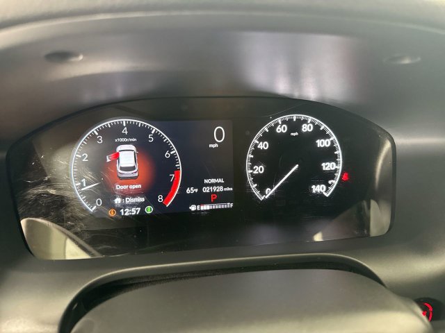 Used 2025 Honda HR-V LX image 17