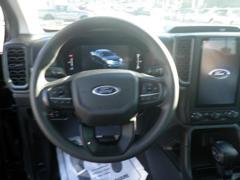 Certified 2024 Ford Ranger XL image 20