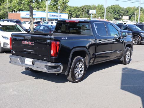 Used 2025 GMC Sierra 1500 SLT AWD/4WD image 10