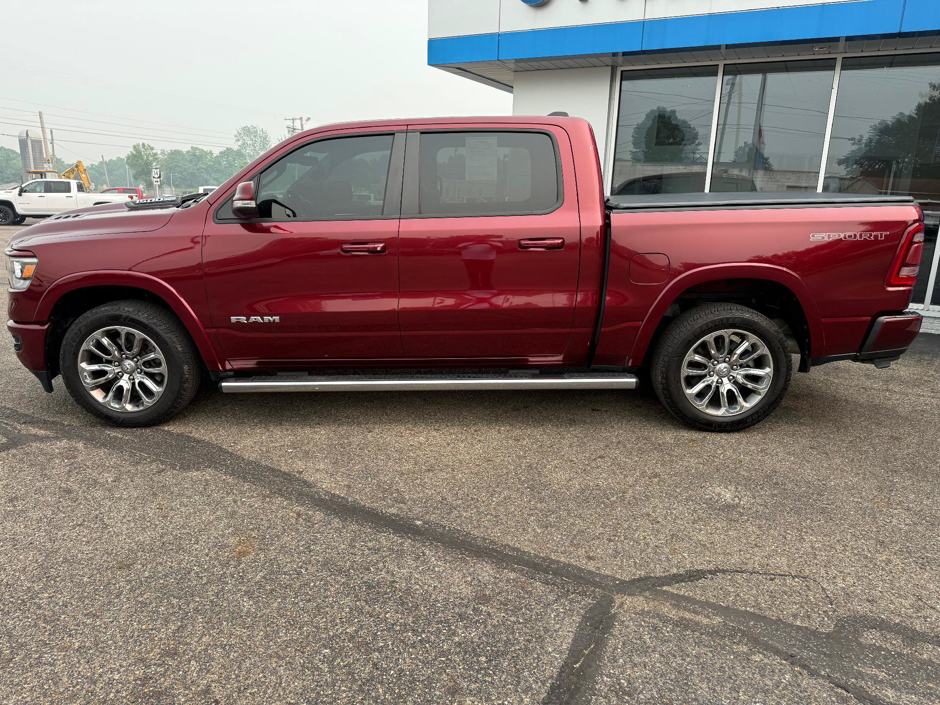 Used 2021 RAM 1500 Laramie AWD/4WD image 10