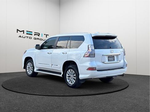 Used 2018 Lexus GX 460 Premium w/ Premium Package AWD/4WD image 6