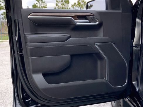 Used 2023 GMC Sierra 1500 Elevation w/ LPO, Elevation Black Package image 20