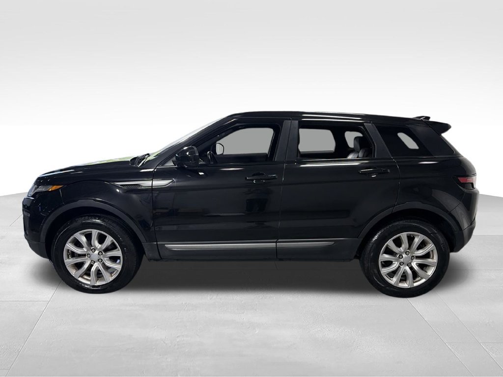 Used 2017 Land Rover Range Rover Evoque SE AWD/4WD image 9