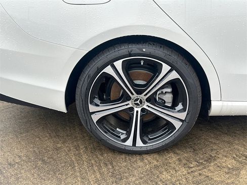 Used 2025 Mercedes-Benz C 300 4MATIC Sedan image 20