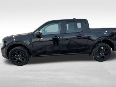 Used 2025 Ford Maverick XLT w/ Black Appearance Package image 2