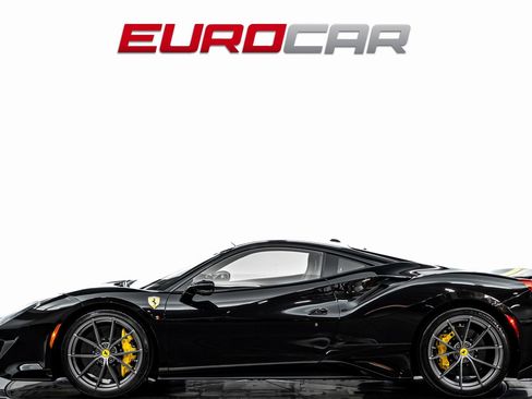 Used 2020 Ferrari 488 Pista Coupe image 2