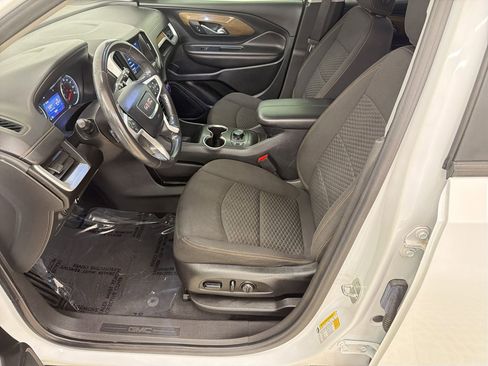 Used 2021 GMC Terrain SLE w/ Driver Convenience Package image 5