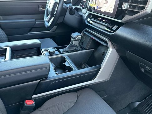 Used 2025 Toyota Tundra SR5 AWD/4WD image 16