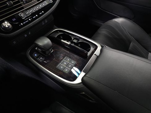 Certified 2023 Lexus LS 500 AWD w/ Luxury Package image 29