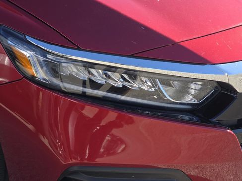 Certified 2020 Honda Accord LX image 9