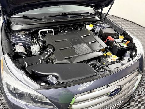 Used 2017 Subaru Outback 3.6R Limited AWD/4WD image 24