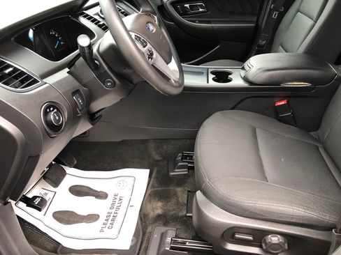 Used 2018 Ford Taurus Police Interceptor FWD image 17