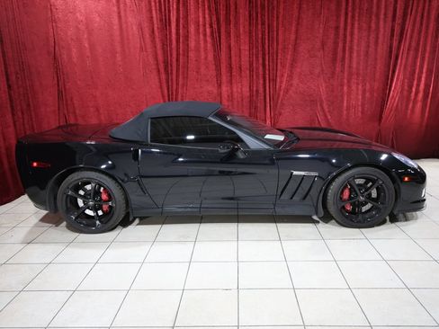 Used 2013 Chevrolet Corvette Grand Sport w/ 3LT Preferred Equipment Group RWD image 9