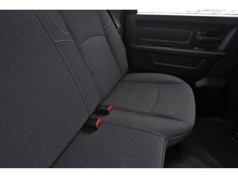 Used 2024 RAM 2500 Tradesman w/ Chrome Appearance Group AWD/4WD image 15
