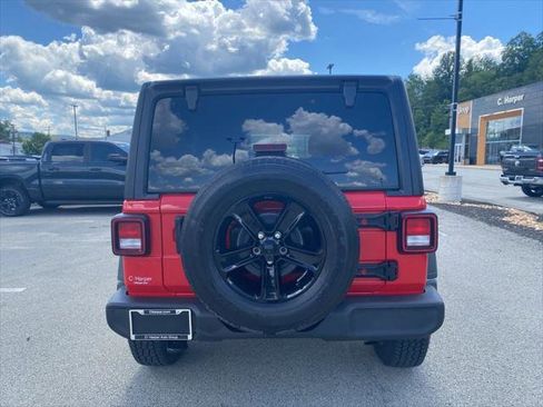 Used 2022 Jeep Wrangler Unlimited Sport AWD/4WD image 3