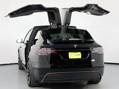 Used 2022 Tesla Model X Plaid image 48