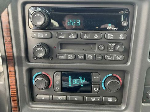 Used 2003 Cadillac Escalade AWD image 26