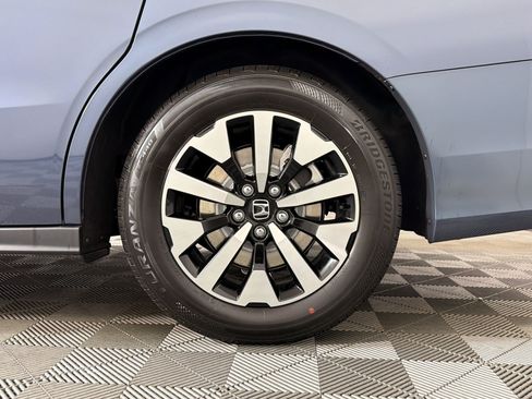 New 2026 Honda Odyssey EX-L image 11