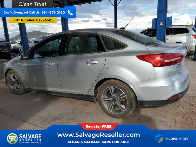 Used 2017 Ford Focus SE FWD image 3