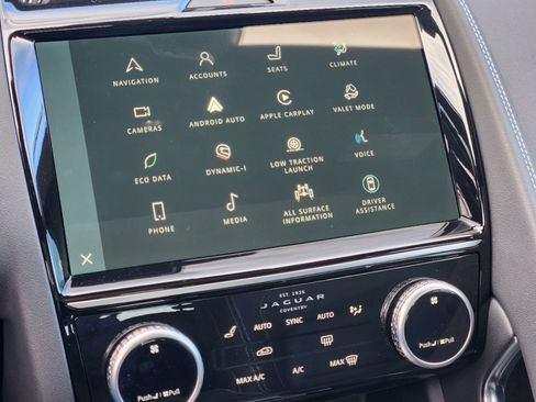 New 2024 Jaguar E-PACE R-Dynamic SE image 28