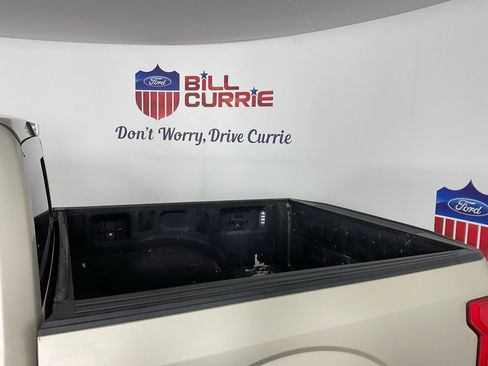 Used 2018 Ford F150 Lariat w/ Equipment Group 502A Luxury image 11