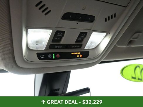 Used 2022 GMC Acadia Denali w/ Denali Ultimate Package image 43