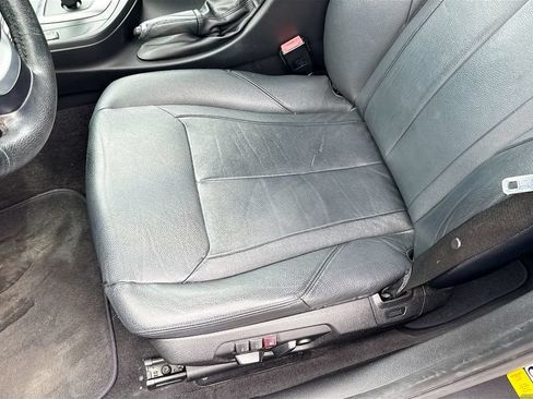 Used 2013 BMW 328i Sedan RWD image 19