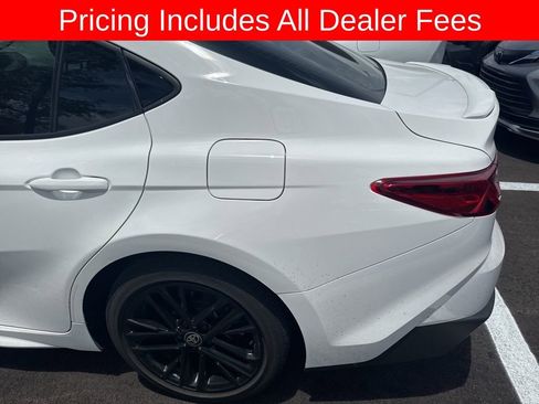 Used 2025 Toyota Camry SE FWD image 7