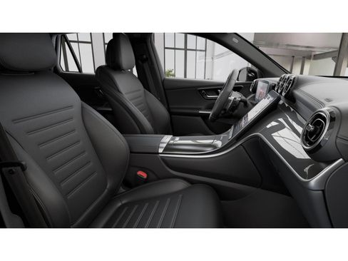 New 2026 Mercedes-Benz GLC 43 AMG 4MATIC image 4