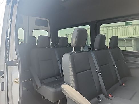 Used 2024 Mercedes-Benz Sprinter 2500 image 12