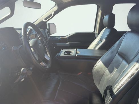 Used 2019 Ford F150 Lariat w/ Equipment Group 501A Mid image 9