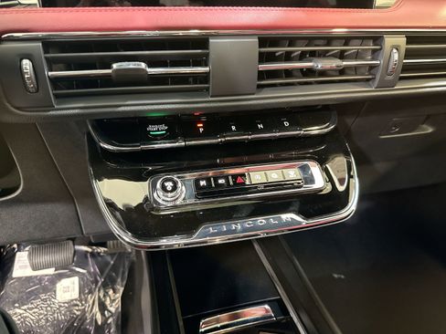 New 2026 Lincoln Corsair Reserve w/ Jet Appearance Package image 21