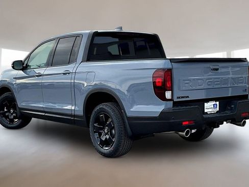 New 2026 Honda Ridgeline Black Edition image 3