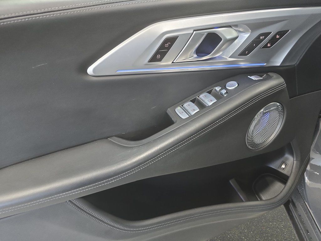Certified 2023 BMW XM AWD/4WD image 20