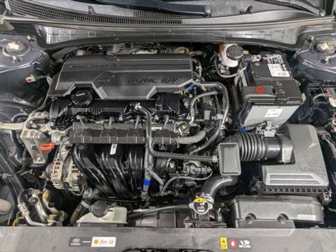 Used 2023 Hyundai Elantra SEL w/ Convenience Package FWD image 32