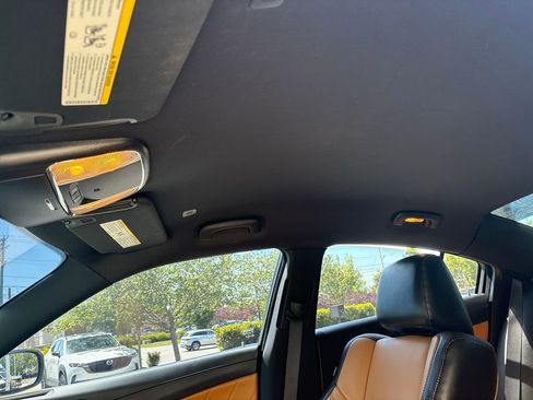 Used 2019 Dodge Charger SXT w/ Plus Group image 13