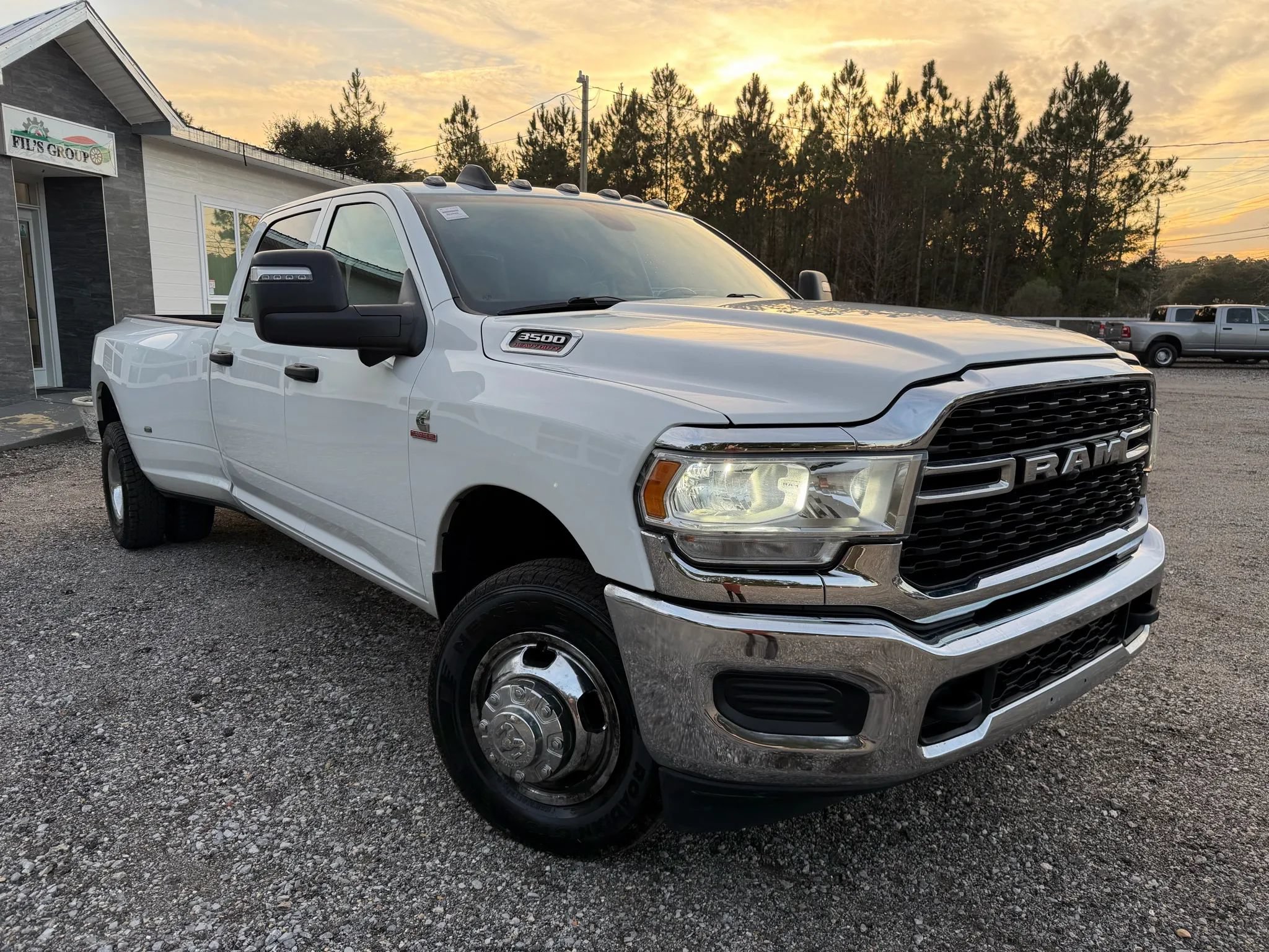 Used 2024 RAM 3500 Tradesman w/ Towing Technology Group AWD/4WD image 3