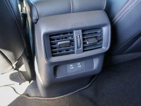 New 2026 Nissan Murano SV image 17