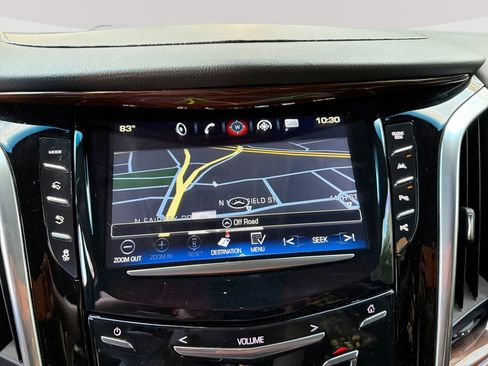 Used 2020 Cadillac Escalade Luxury AWD/4WD image 20