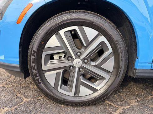 Used 2023 Hyundai Kona SEL w/ Cargo Package image 31