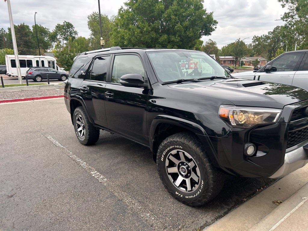 Used 2018 Toyota 4Runner TRD Off-Road Premium AWD/4WD image 5