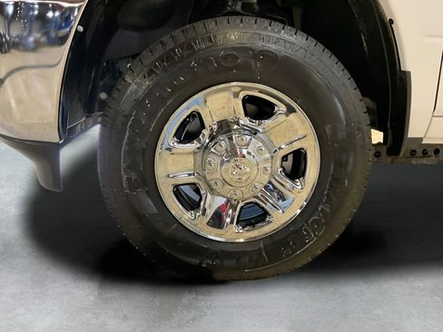 New 2026 RAM 2500 Tradesman w/ Chrome Appearance Group image 16