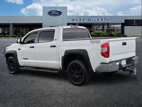 Used 2020 Toyota Tundra SR5 w/ SR5 Leather Package image 3