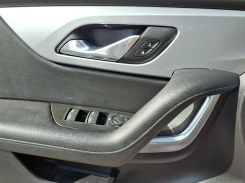 Used 2020 Chevrolet Blazer LT w/ Redline Edition image 16