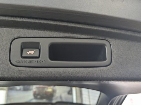 Used 2024 Honda CR-V Sport Touring image 40