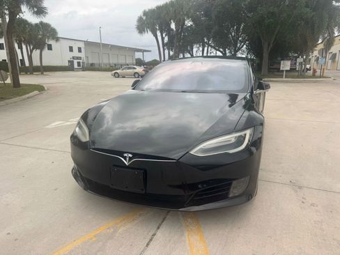 Used 2017 Tesla Model S 75 image 1