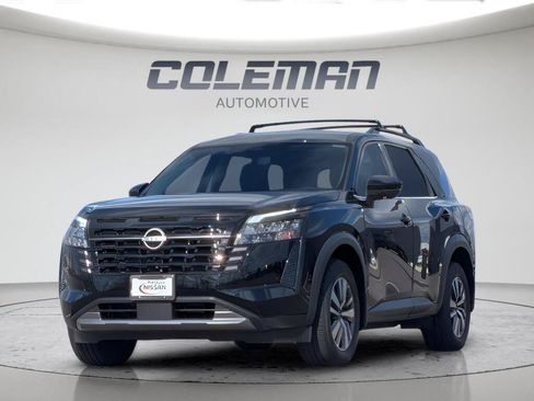 Used 2026 Nissan Pathfinder SL AWD/4WD image 1