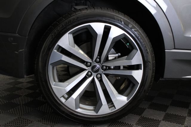 Used 2021 Audi Q8 Premium Plus w/ Premium Plus Package AWD/4WD image 6