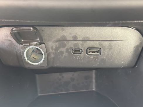 Used 2025 Chevrolet Trax LS FWD image 18