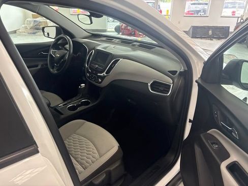 Used 2020 Chevrolet Equinox LS AWD/4WD image 20